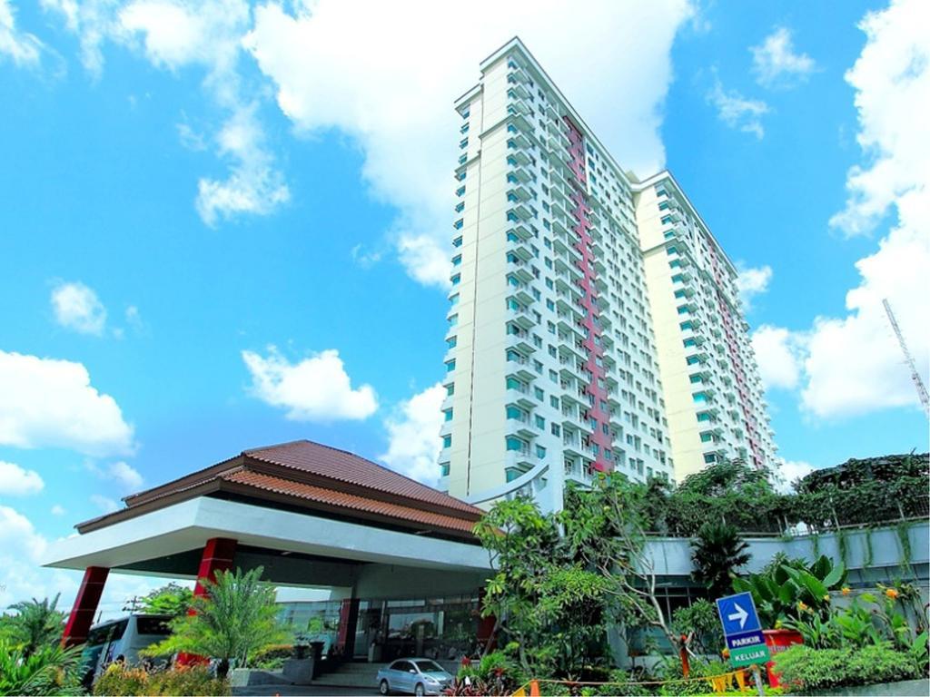 솔로 파라곤 호텔&레지던스 Surakarta  외부 사진
